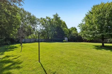1607 Short Terrace Des Plaines IL 60018