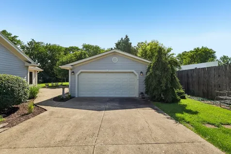 1607 Short Terrace Des Plaines IL 60018