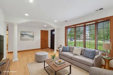 1607 Short Terrace Des Plaines IL 60018
