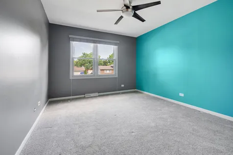 1477 William Clifford Lane Elk Grove Village IL 60007