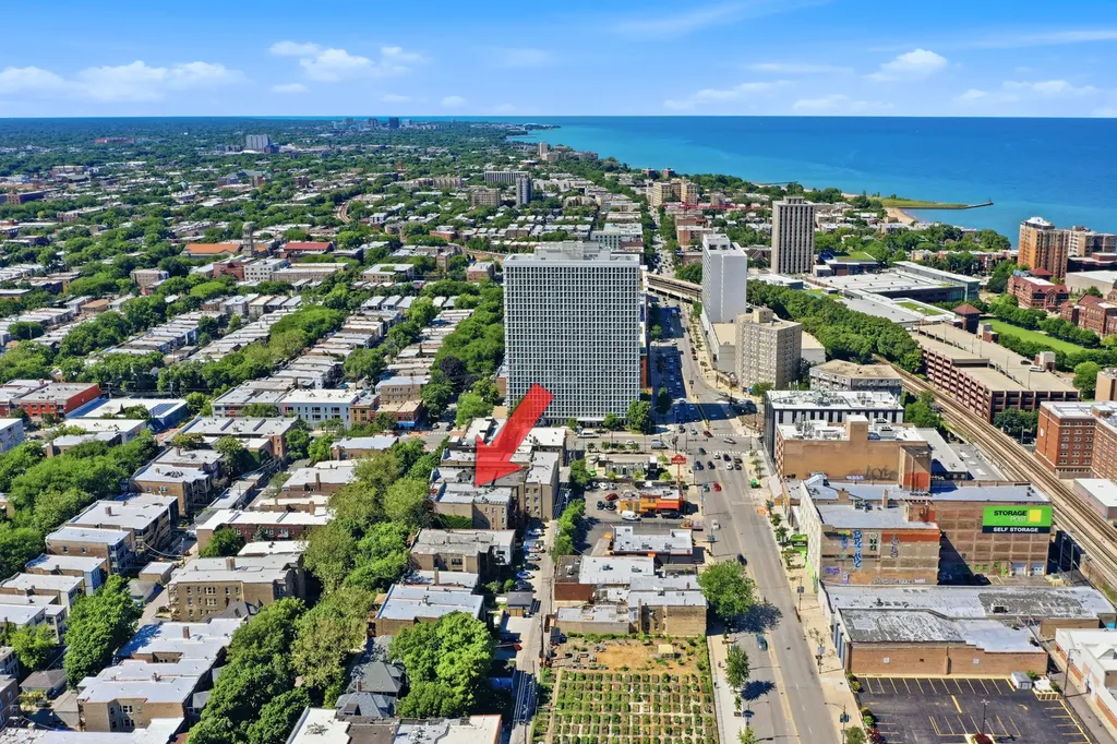 6335 North Magnolia Avenue Chicago IL 60660