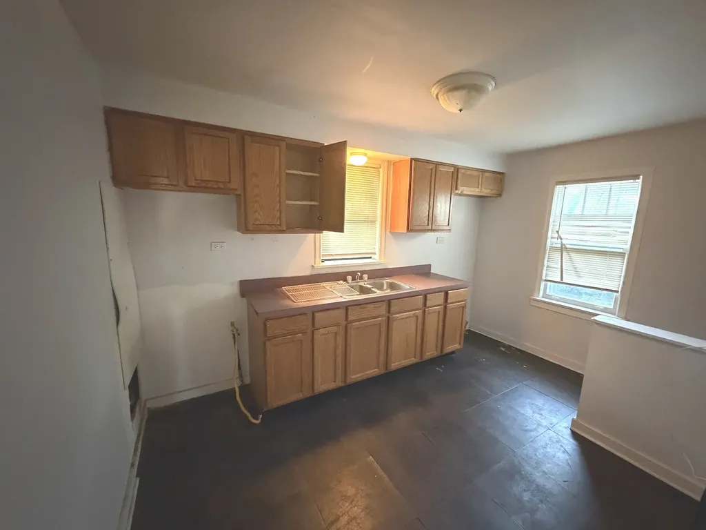 12800 South Parnell Avenue Chicago IL 60628