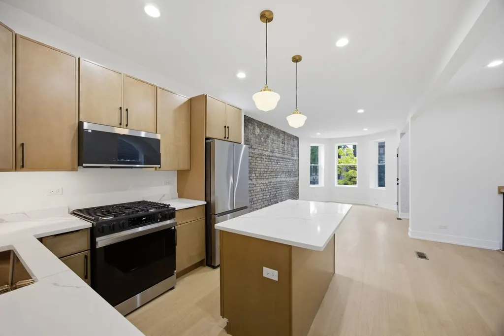 3608 West Wolfram Street Chicago IL 60618