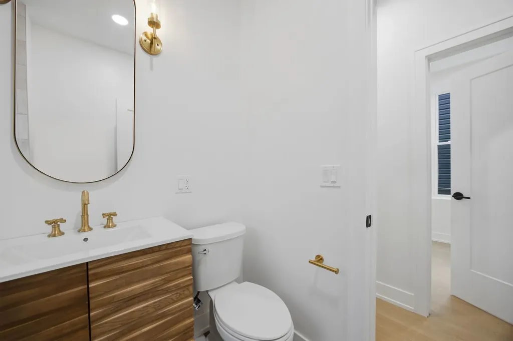 3608 West Wolfram Street Chicago IL 60618
