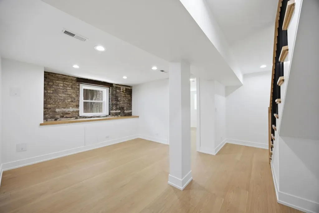 3608 West Wolfram Street Chicago IL 60618