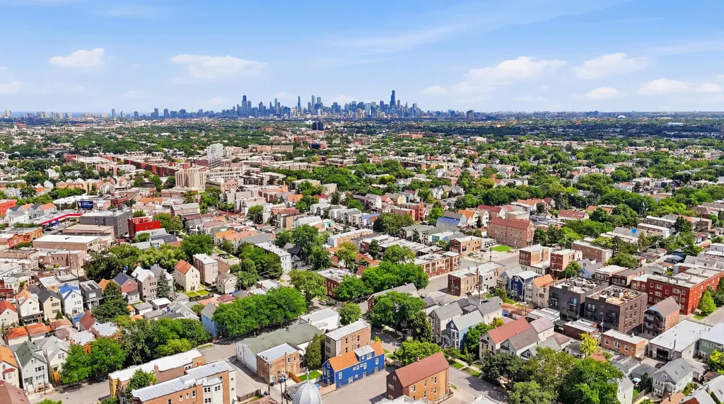 3608 West Wolfram Street Chicago IL 60618