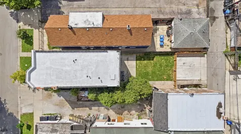 3608 West Wolfram Street Chicago IL 60618