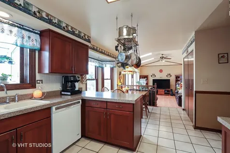 1162 Sandhurst Drive Buffalo Grove IL 60089