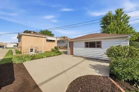 6204 North Emerson Street Rosemont IL 60018