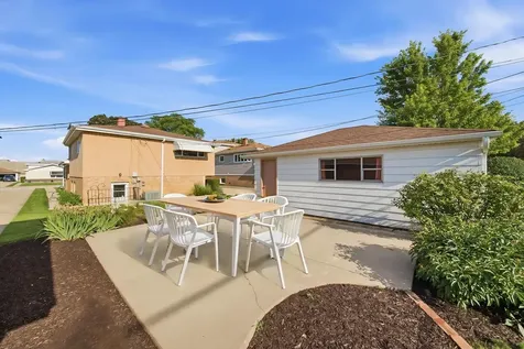 6204 North Emerson Street Rosemont IL 60018
