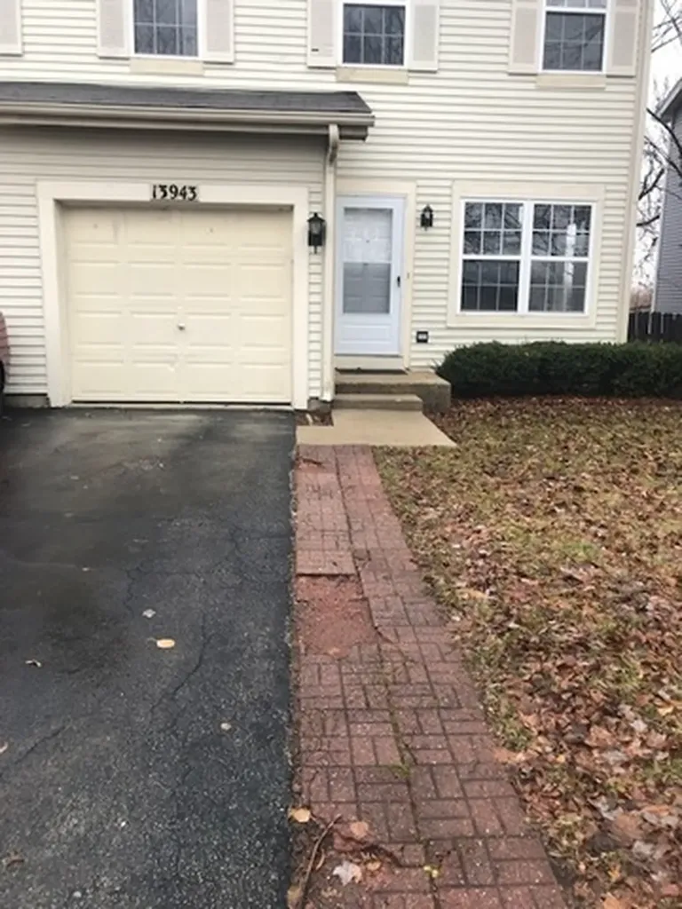 13943 South Oakdale Circle Plainfield IL 60544