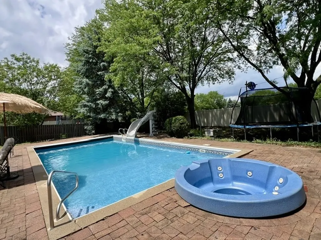 1369 Ginger Lane Naperville IL 60565