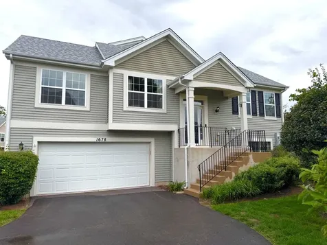 1678 Windward Drive Pingree Grove IL 60140