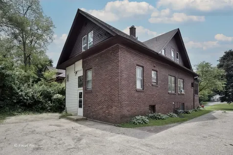 93 Elmhurst Street Crystal Lake IL 60014