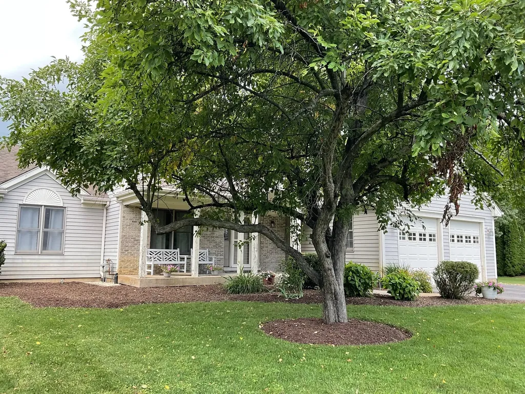 41W610 Silvana Drive Elgin IL 60124