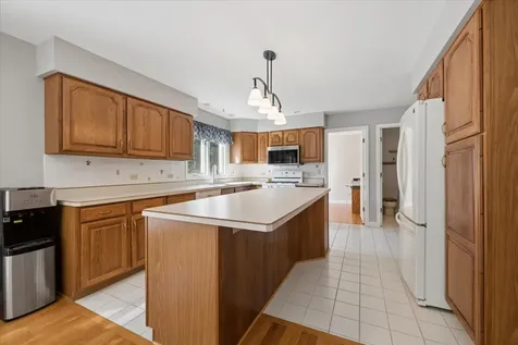41W610 Silvana Drive Elgin IL 60124