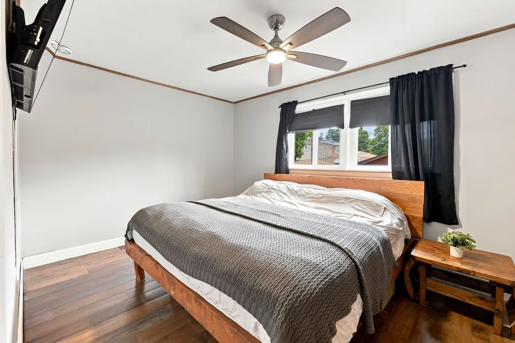 11157 South Spaulding Avenue Chicago IL 60655
