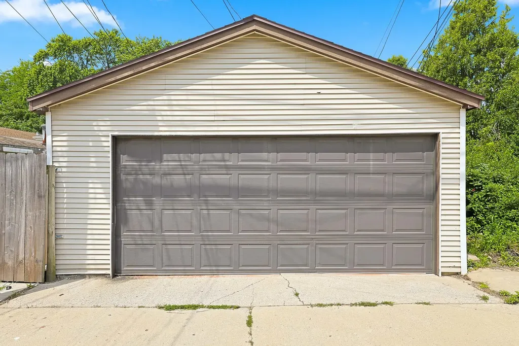 11157 South Spaulding Avenue Chicago IL 60655