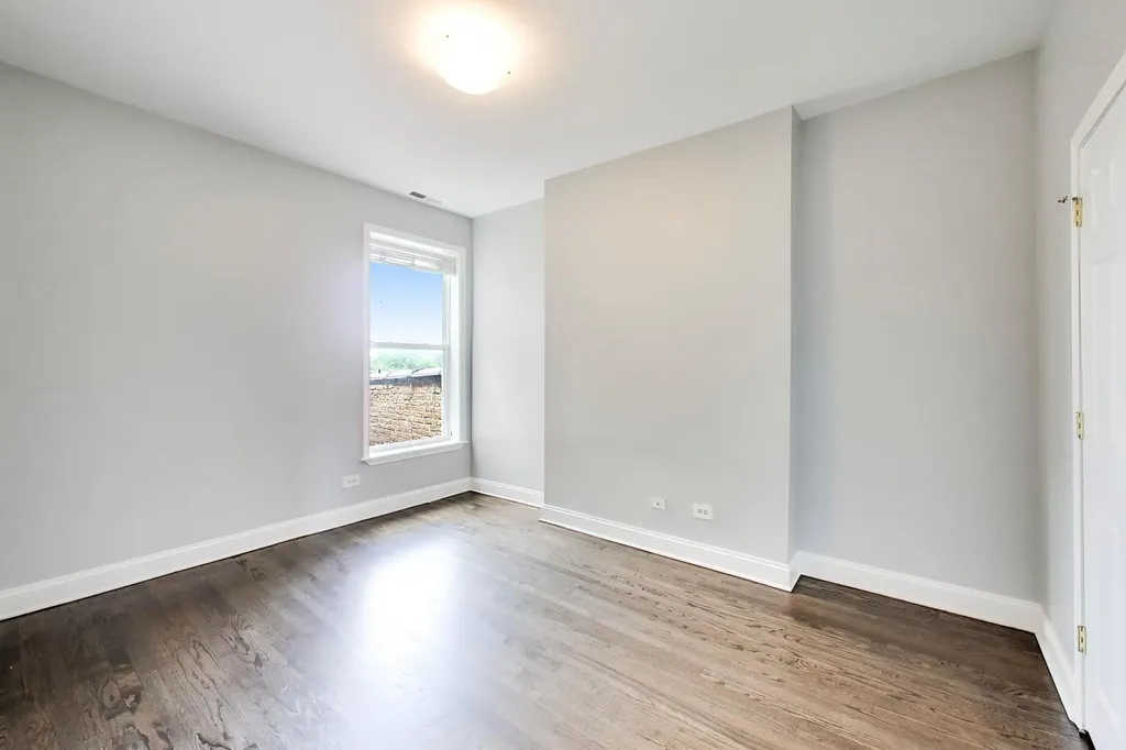 4408 South Michigan Avenue Chicago IL 60653