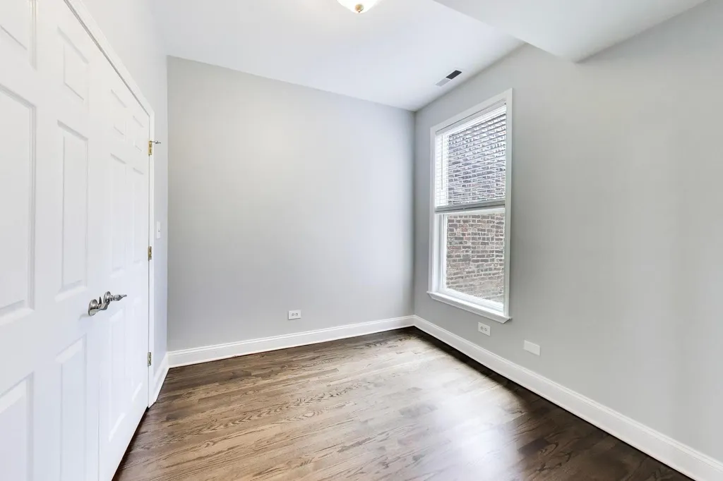 4408 South Michigan Avenue Chicago IL 60653