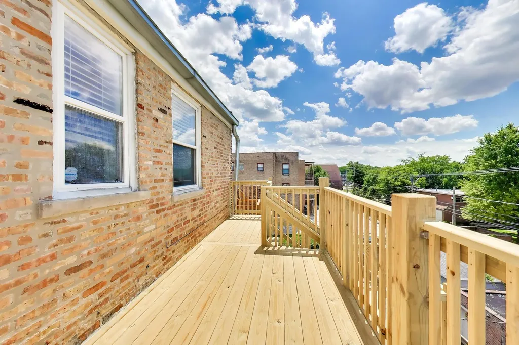 4408 South Michigan Avenue Chicago IL 60653