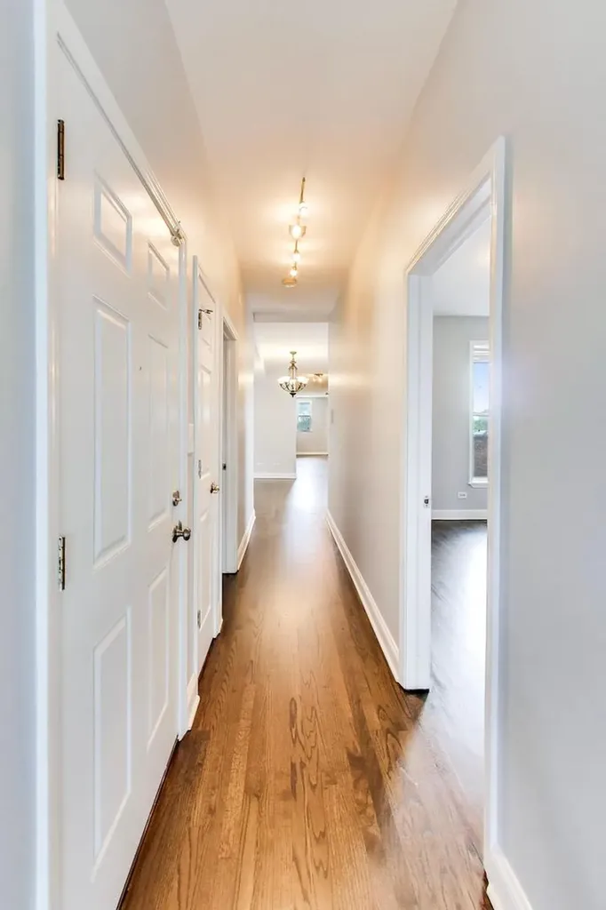 4408 South Michigan Avenue Chicago IL 60653