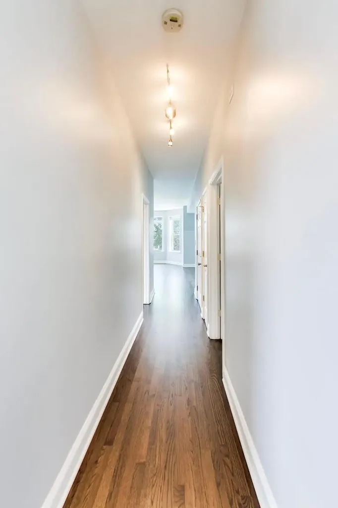 4408 South Michigan Avenue Chicago IL 60653