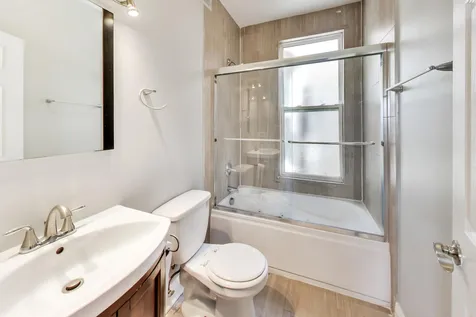 4408 South Michigan Avenue Chicago IL 60653
