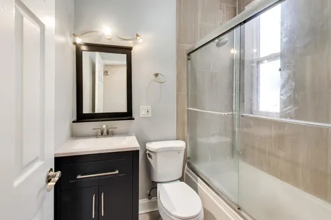 4408 South Michigan Avenue Chicago IL 60653