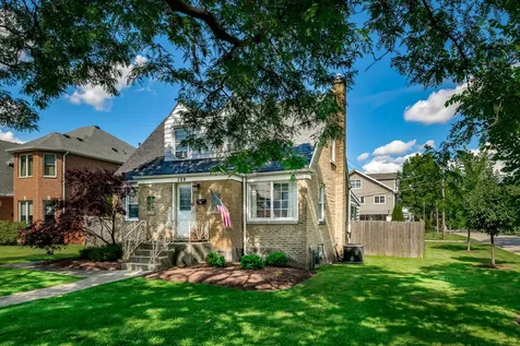 389 South West Avenue Elmhurst IL 60126