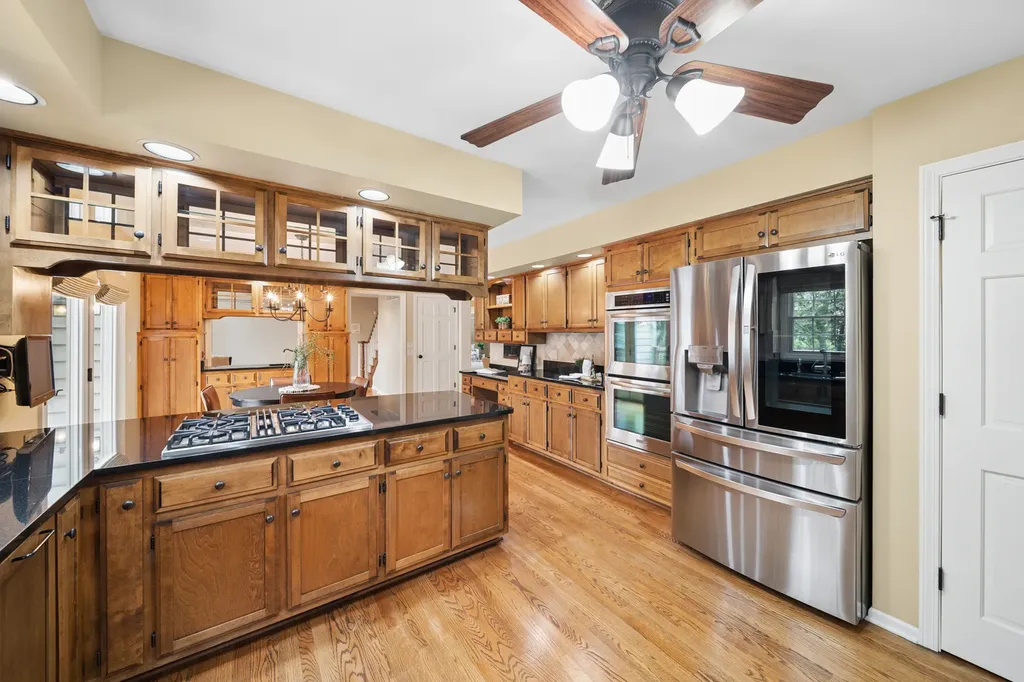510 Cloverleaf Court Naperville IL 60565