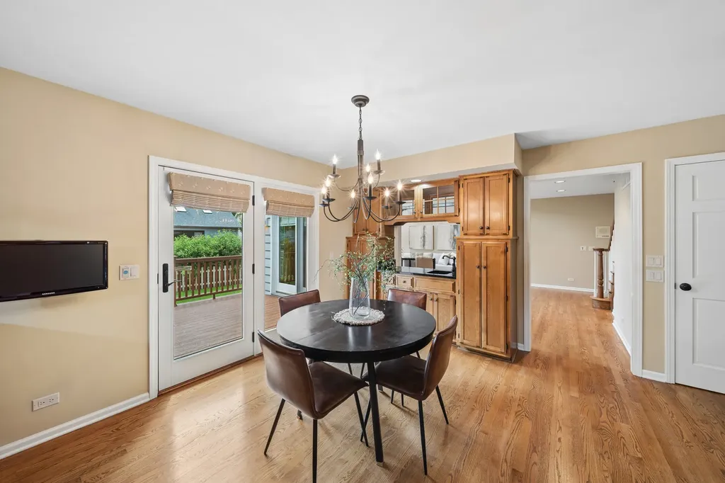 510 Cloverleaf Court Naperville IL 60565