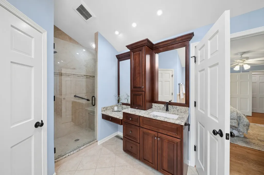 510 Cloverleaf Court Naperville IL 60565
