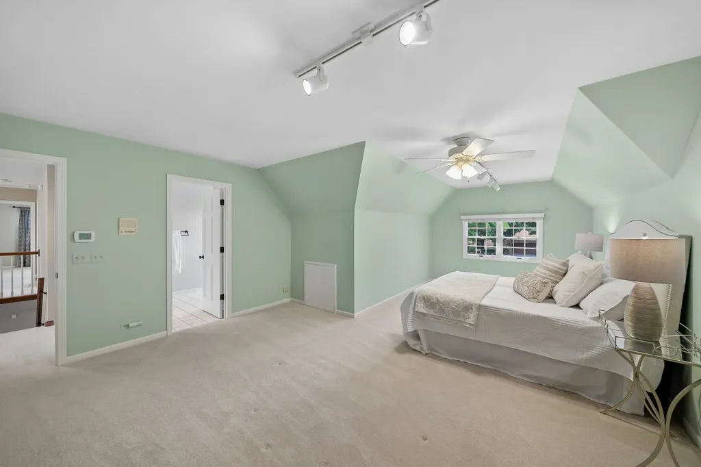 510 Cloverleaf Court Naperville IL 60565