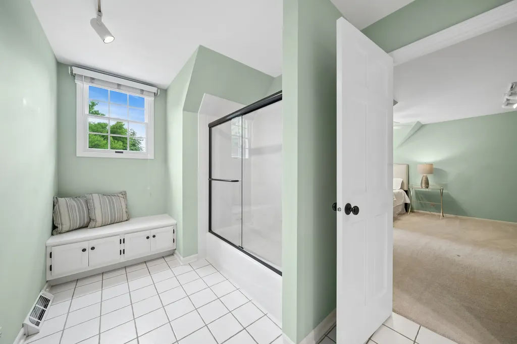 510 Cloverleaf Court Naperville IL 60565