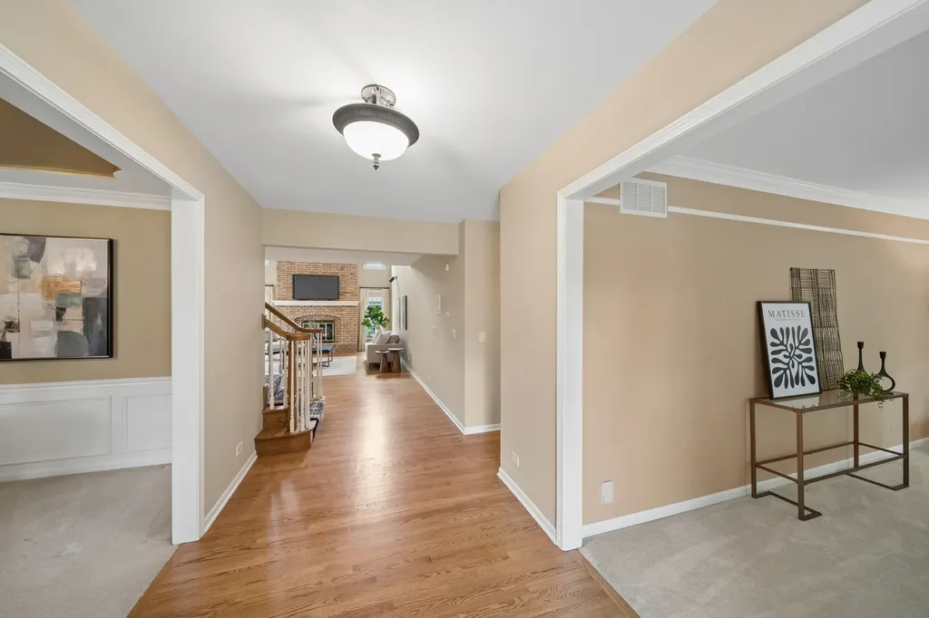 510 Cloverleaf Court Naperville IL 60565