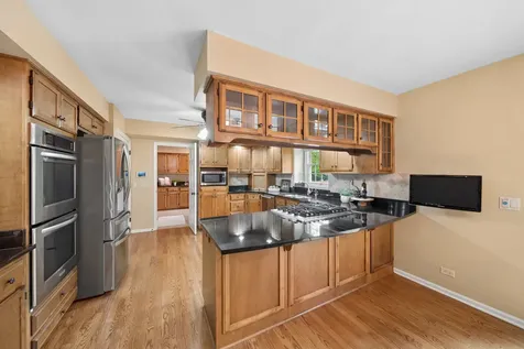 510 Cloverleaf Court Naperville IL 60565