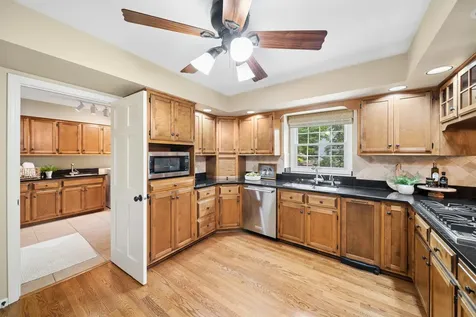 510 Cloverleaf Court Naperville IL 60565