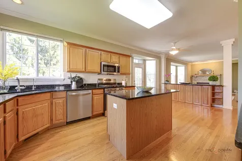 1105 Andover Drive Mundelein IL 60060