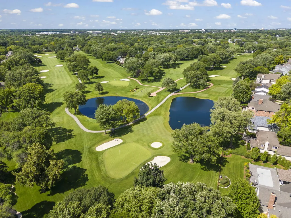 817 Heatherton Drive Naperville IL 60563