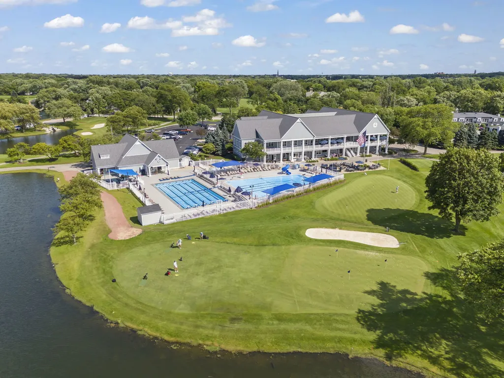 817 Heatherton Drive Naperville IL 60563