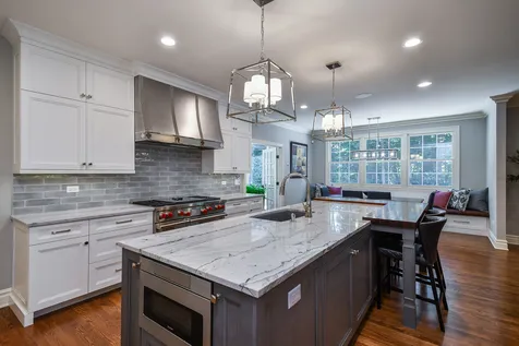 817 Heatherton Drive Naperville IL 60563