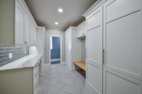 817 Heatherton Drive Naperville IL 60563