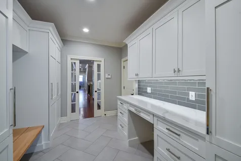 817 Heatherton Drive Naperville IL 60563