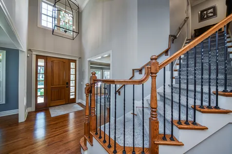 817 Heatherton Drive Naperville IL 60563