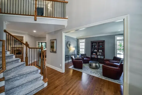 817 Heatherton Drive Naperville IL 60563