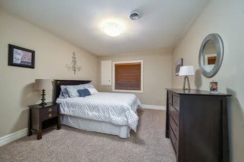 817 Heatherton Drive Naperville IL 60563