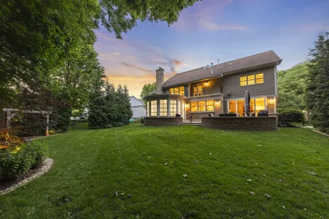 817 Heatherton Drive Naperville IL 60563
