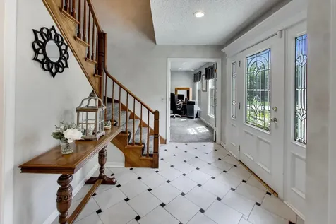 916 South Dymond Road Libertyville IL 60048