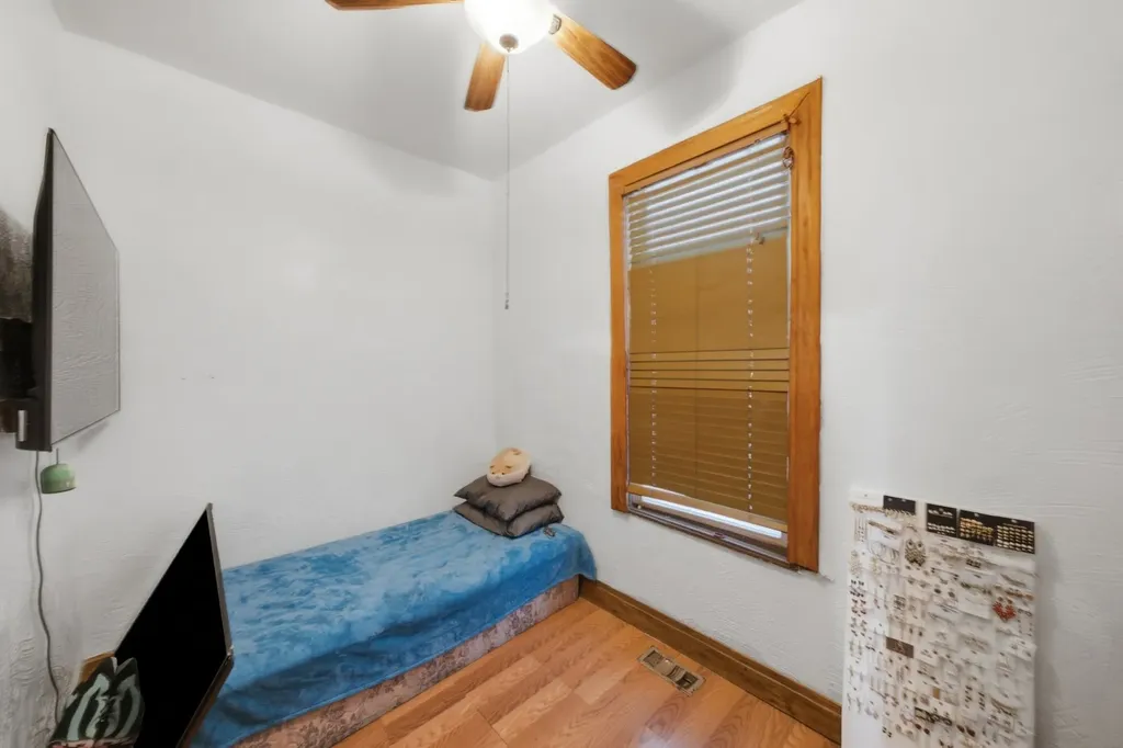 6411 South Bishop Street Chicago IL 60636